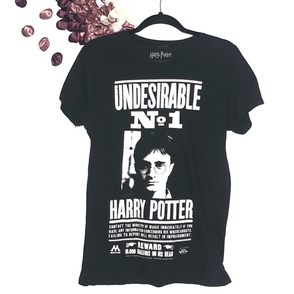 Warner Bros. Tops - ⭐️3/$20 Harry Potter Undesirable ‘Wanted’ Tee